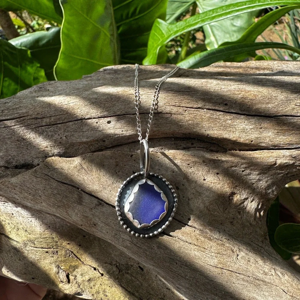 Cobalt blue sea glass Handmade 995 925 sterling silver soldered necklace - Picture 4 of 6
